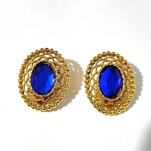 Vintage Sarah Coventry Gold Tone Blue Rhinestone Clip-on Earrings Jewelry